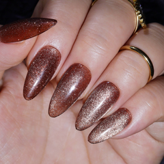 AC06-Amber-magnetic-cat-eye-press-on-nails