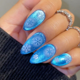 dreamy-snowflake-press-on-nails-blue