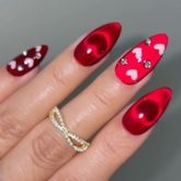 heartbeat-press-on-nails