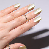 velvet-cat-eye-nail-design-green-crystal-press-on-nails-show