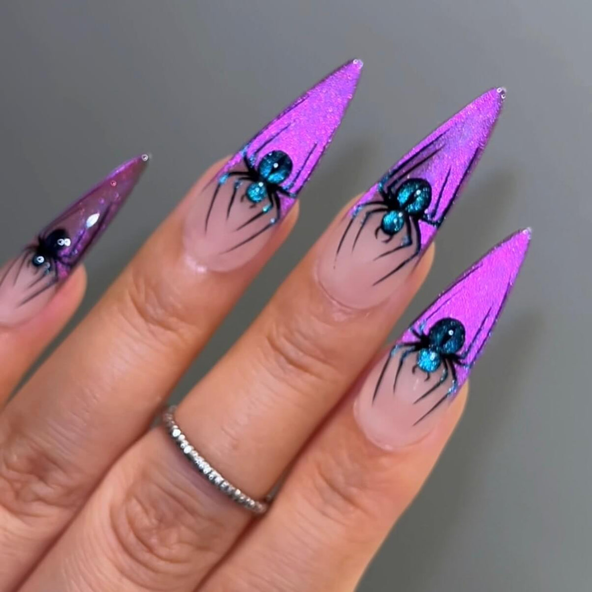 Spider-French-purple-cat-eye-press-on-nails-set