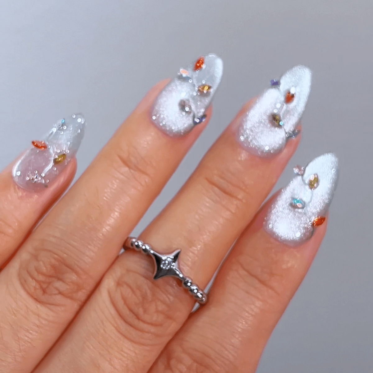 crystal-light-press-on-nails