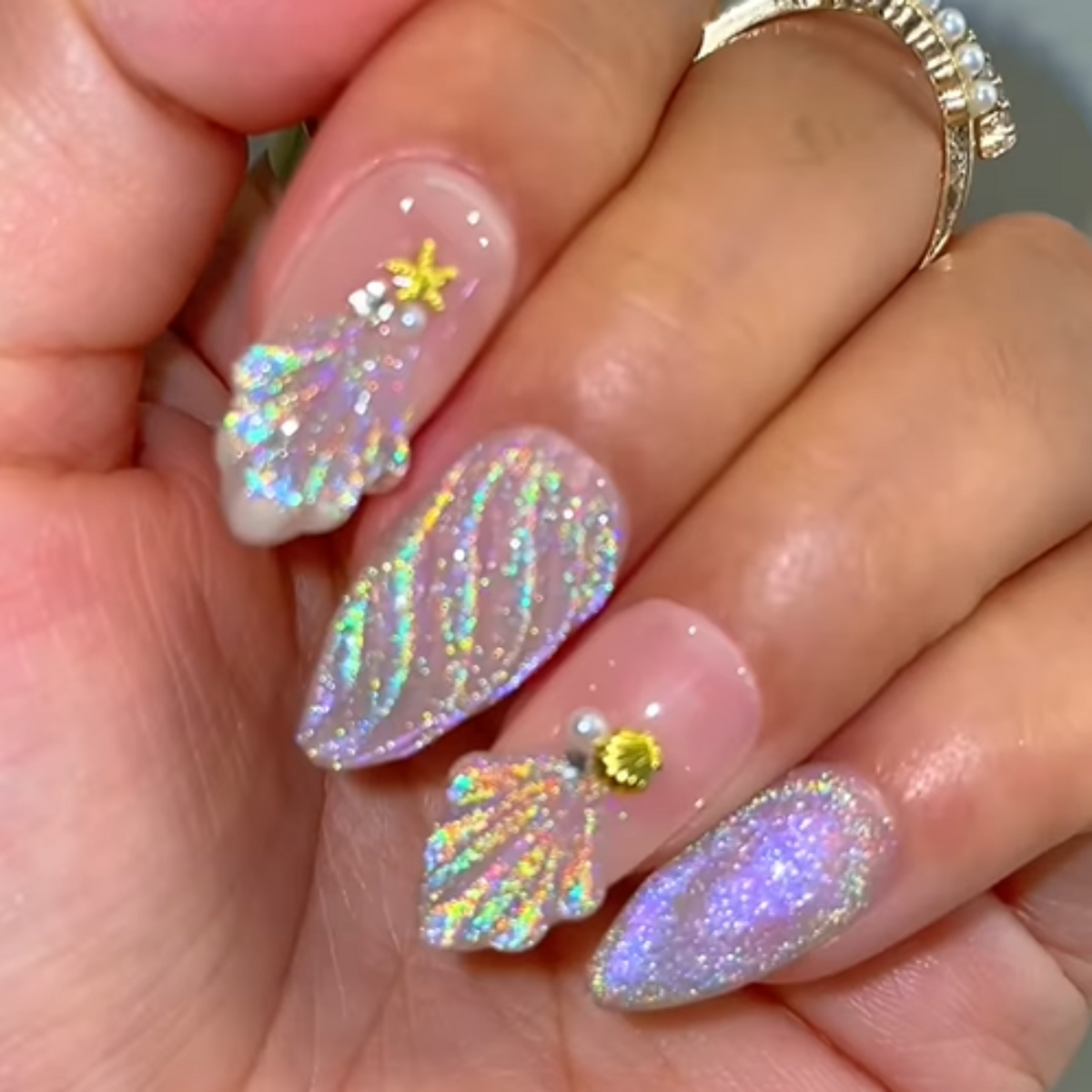 Medium Almond Holo Shell Fake Nails 3D Rainbow Cat Eye Press On Nails ...
