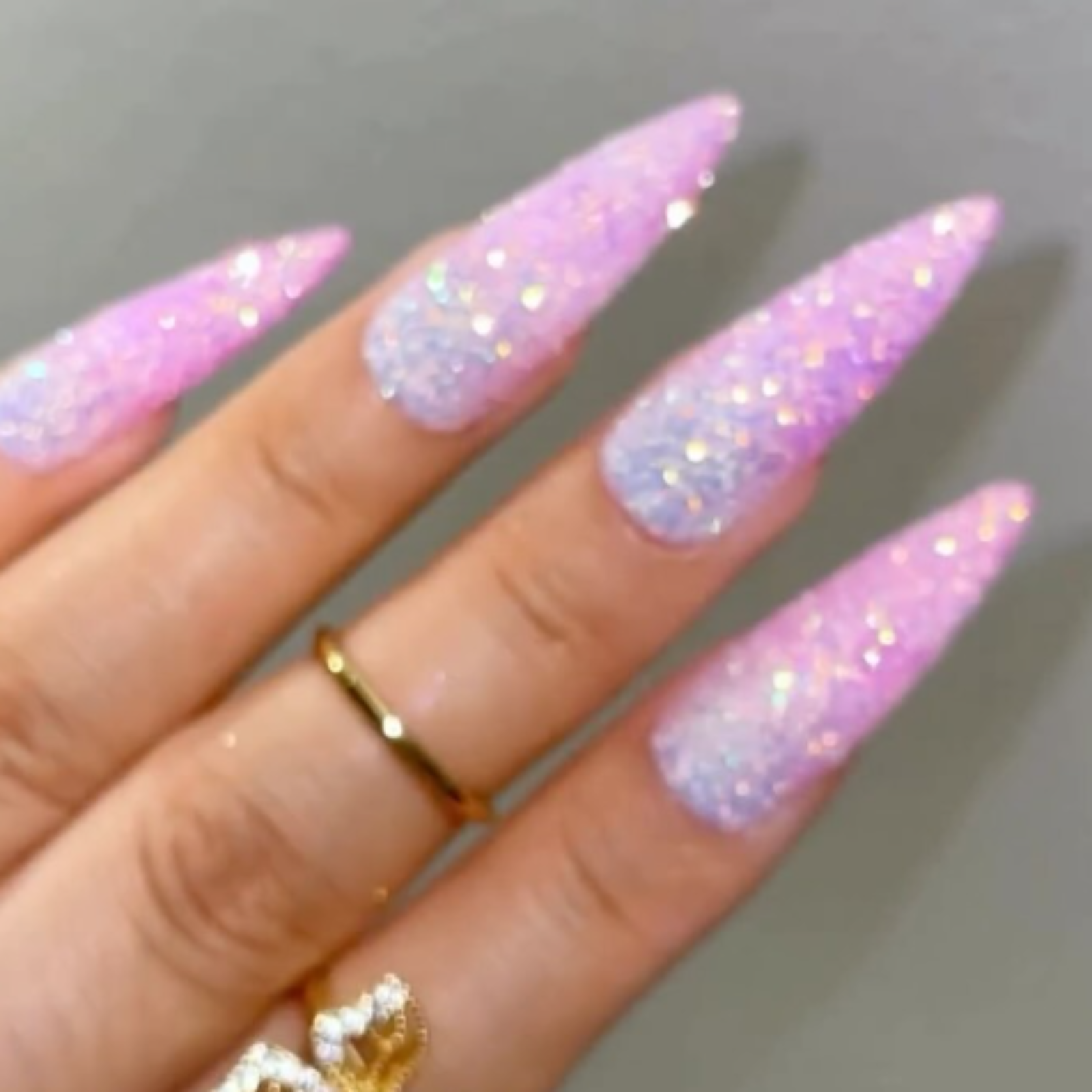 neon-glitter-press-on-nails-show